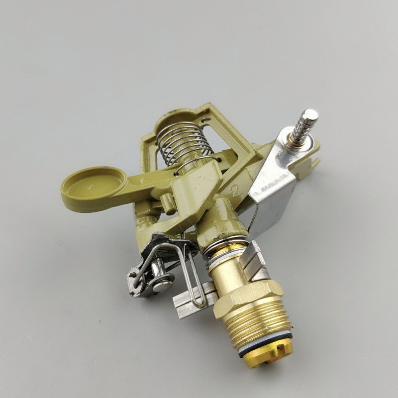 Adjustable Lawn Sprinkler Head, 15 and 20 mm, Zinc Alloy, Rotating and Tripod